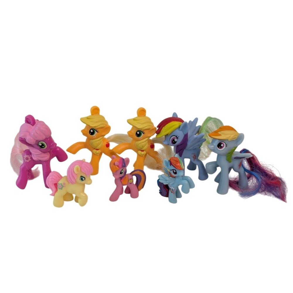 My Little Pony Toy Figures Lot of 8 Rainbow Dash Apple Jack Cheerilee Beachberry